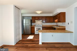 9803 Tara Ct, Burke, VA 22015 - Photo 19