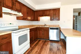 9803 Tara Ct, Burke, VA 22015 - Photo 21