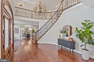 8611 Brook Rd, McLean, VA 22102 - Photo 9