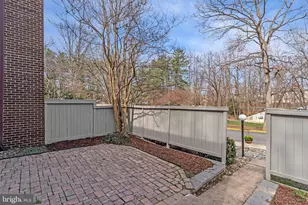 12021 Insha Ct, Reston, VA 20191 - Photo 31