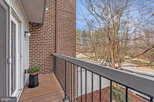 12021 Insha Ct, Reston, VA 20191 - Photo 7