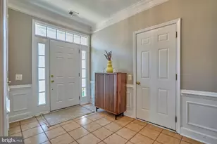 2520 Walnut Leaf Ln, Herndon, VA 20171 - Photo 5