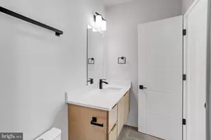 8313 Syracuse Cir, Vienna, VA 22180 - Photo 33