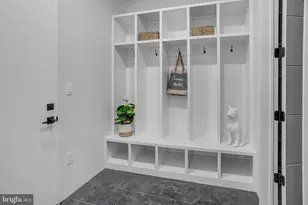 8313 Syracuse Cir, Vienna, VA 22180 - Photo 17