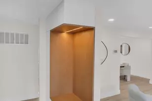 2524 Swift Run St, Vienna, VA 22180 - Photo 9