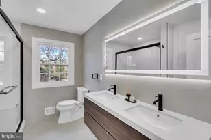 2524 Swift Run St, Vienna, VA 22180 - Photo 25