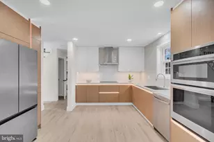 2524 Swift Run St, Vienna, VA 22180 - Photo 15