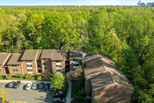 1433 Northgate Square, Reston, VA 20190 - Photo 37