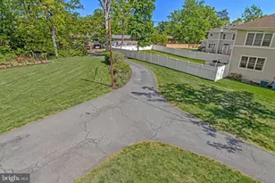 5655 Glenwood Dr, Alexandria, VA 22310 - Photo 7