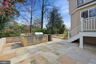 3515 Devon Dr, Falls Church, VA 22042 - Photo 5