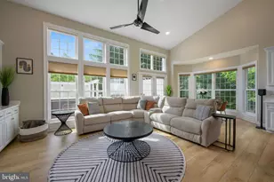 8937 Rhododendron Cir, Lorton, VA 22079 - Photo 35