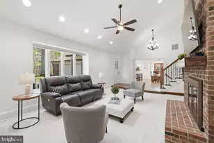 5006 Pheasant Ridge Rd, Fairfax, VA 22030 - Photo 9