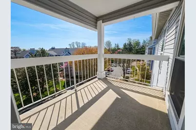 3176 Summit Square Drive #4-E4, Oakton, VA 22124 - Photo 11