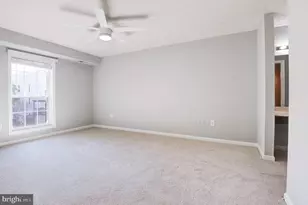 10087 Oakton Terrace Rd, Oakton, VA 22124 - Photo 25