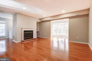 10087 Oakton Terrace Rd, Oakton, VA 22124 - Photo 3