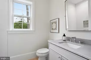 1142 Cameron Rd, Alexandria, VA 22308 - Photo 53