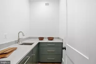 1142 Cameron Rd, Alexandria, VA 22308 - Photo 37