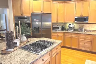 5924 Chesterbrook Rd, McLean, VA 22101 - Photo 5