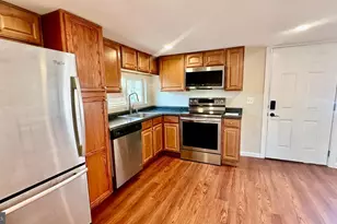 11209 Mobile Dr, Fairfax, VA 22030 - Photo 5