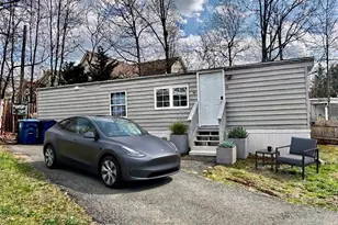 11209 Mobile Dr, Fairfax, VA 22030 - Photo 1