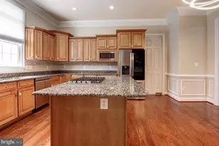 4303 Evergreen Ln, Annandale, VA 22003 - Photo 7