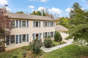 1912 Prelude Dr, Vienna, VA 22182 - Photo 5