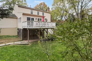 1912 Prelude Dr, Vienna, VA 22182 - Photo 7