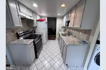 10225 Valentino Drive #7201, Oakton, VA 22124 - Photo 13