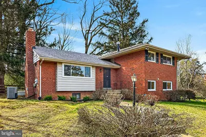 6451 Queen Anne Terrace, Falls Church, VA 22044 - Photo 5