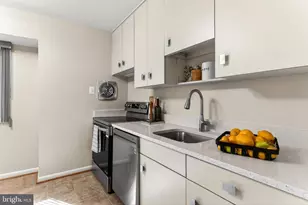 6451 Queen Anne Terrace, Falls Church, VA 22044 - Photo 17