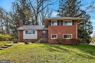 6451 Queen Anne Terrace, Falls Church, VA 22044 - Photo 1