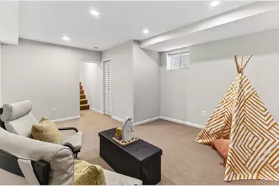6451 Queen Anne Terrace, Falls Church, VA 22044 - Photo 37