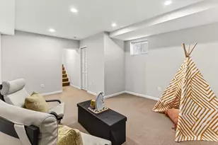 6451 Queen Anne Terrace, Falls Church, VA 22044 - Photo 37