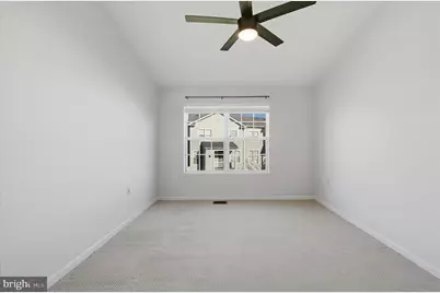 13046 Cabin Creek Road, Herndon, VA 20171 - Photo 15