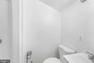 6423 Cabell Ct, Springfield, VA 22150 - Photo 19