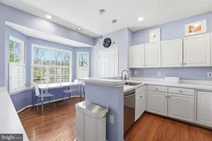 13038 Limestone Ct, Clifton, VA 20124 - Photo 3