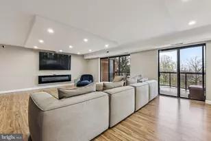 8380 Greensboro Dr, McLean, VA 22102 - Photo 7