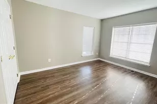 4573 Whittemore Pl, Fairfax, VA 22030 - Photo 9