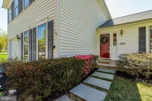 6054 Burnside Landing Dr Dr, Burke, VA 22015 - Photo 3