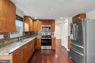 1101 Wintrol Ct, Herndon, VA 20170 - Photo 9