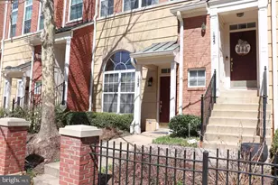 1925 Crescent Park Dr, Reston, VA 20190 - Photo 21