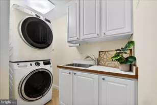 7723 Silver Sage Ct, Springfield, VA 22153 - Photo 53