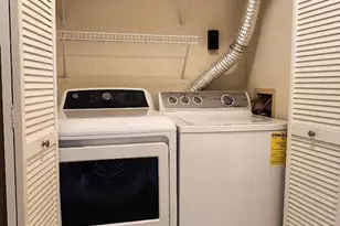 5820 Orchard Hill Ct, Clifton, VA 20124 - Photo 7