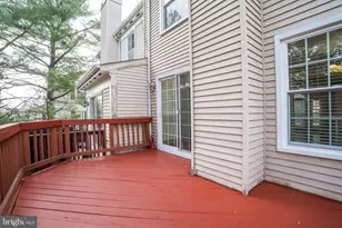 13341 Foxhole Dr, Fairfax, VA 22033 - Photo 9