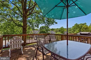 5903 Sir Cambridge Way, Alexandria, VA 22315 - Photo 3