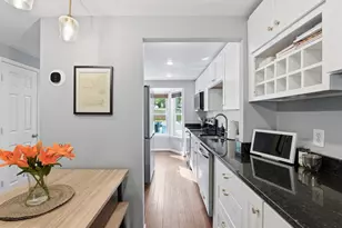 5903 Sir Cambridge Way, Alexandria, VA 22315 - Photo 9