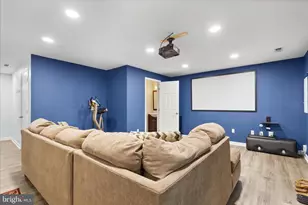 6897 Kerrywood Cir, Centreville, VA 20121 - Photo 23