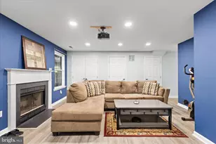 6897 Kerrywood Cir, Centreville, VA 20121 - Photo 25