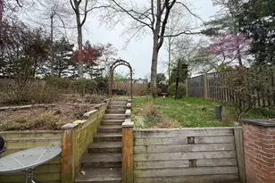 1148 Randolph Rd, McLean, VA 22101 - Photo 3