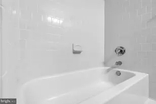 10058 Chestnut Wood Ln, Burke, VA 22015 - Photo 31